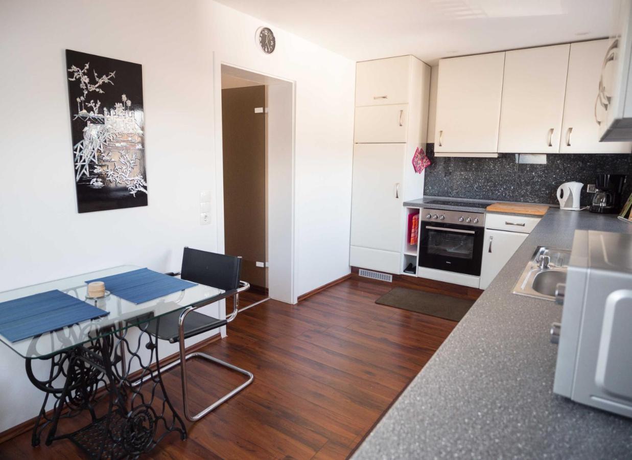 Ferienwohnung Moemlingtal Momlingen Værelse billede